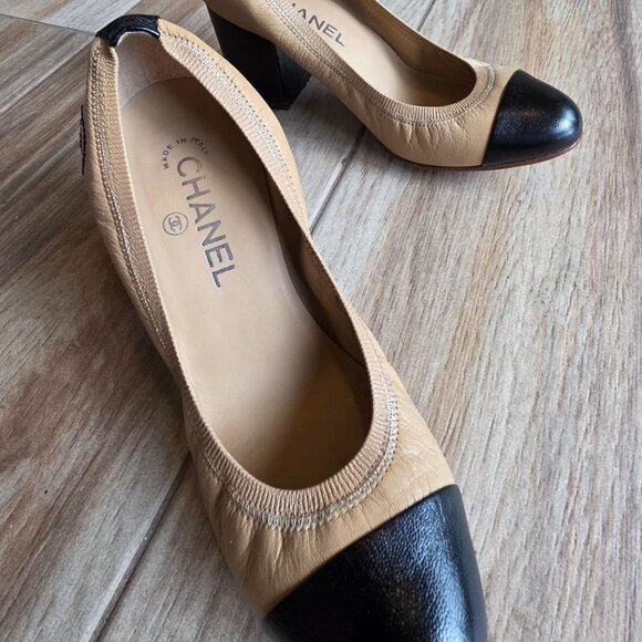 CHANEL Cap Toe Ballet Stretch Pumps Eur. 38C - Picture 3 of 14